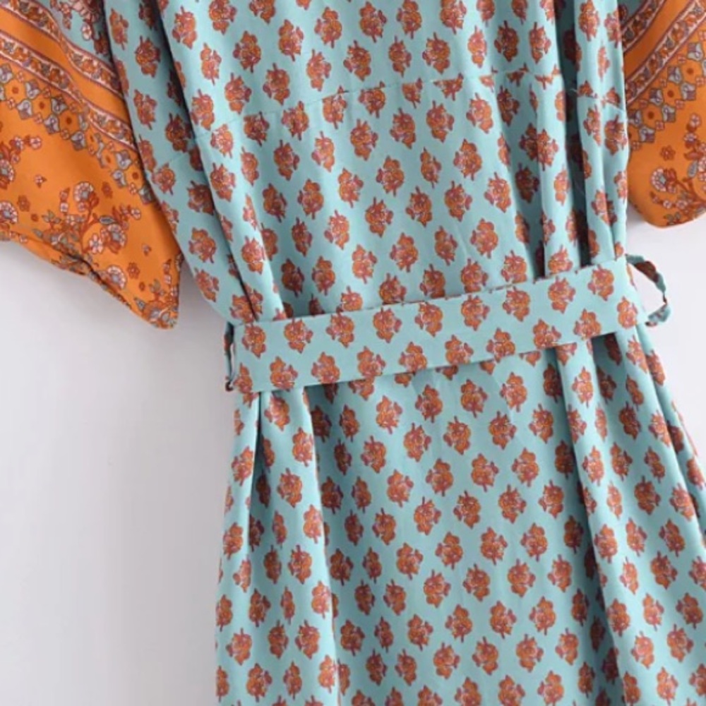 SOLD OUT Floral Ornate Bohemian Kimono - Picture 12 of 13